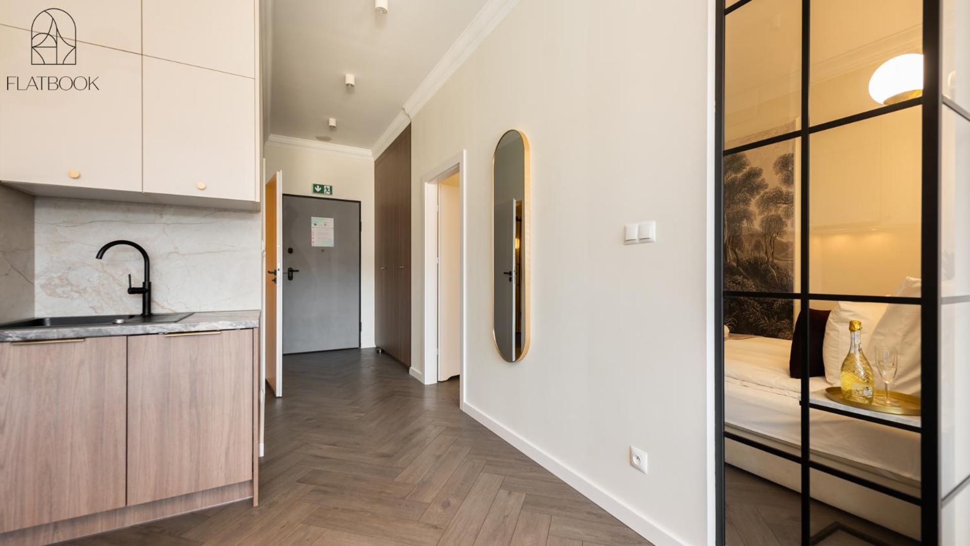 Flatbook - Center Granaria I Apartamento